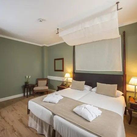 Rock Hotel 4*